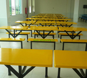 玻璃鋼餐桌椅（yǐ）G017