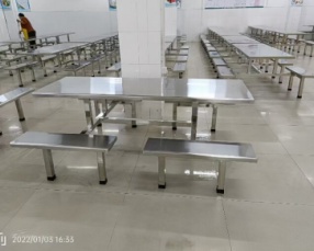 不鏽鋼餐（cān）桌（zhuō）椅HW-K005