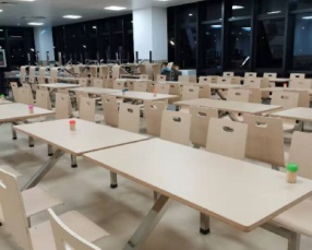 不鏽鋼餐桌椅（yǐ）HW-K010